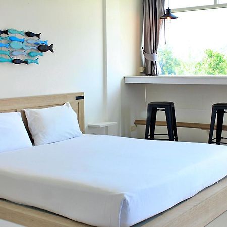 Slowlife Beach Nai Yang Exterior photo